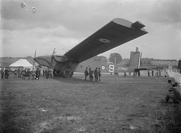 Worlds biggest aeroplane arrives at Hendon. The Inflexible. 27 June 1928
