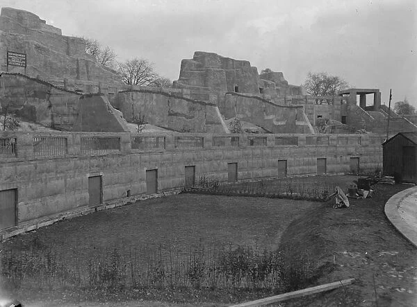 At the Zoo The mappin terraces at the zoo 13 January 1928