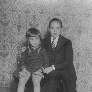 ?1, 000 a week. A new picture of Jackie Coogan and his young brother. 15 October