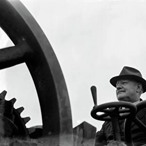 Agricultural Machinery : Mr Chris Lambert, of Horsmonden, Kent, was a steam haulage contractor