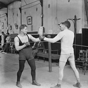 Albert Lloyd ( left ) Sparring with Dick Smith. 1 February 1923