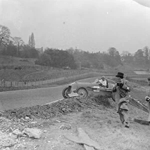 Appleton goes over the top at new Crystal Palace track. Two mishaps marked the
