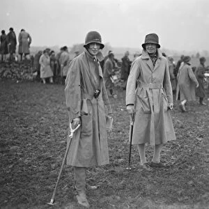 Beaufort Hunt point to point at Leighterton. Countess of Essex and Miss Carden. 1928