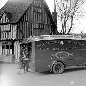 C. W.s Van (Eynesford) [Eynsford] Dartford Industrial Cooperative Society 1934
