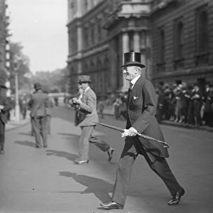 Cabinet meeting at No 10. Sir Austen Chamberlain arriving 3 June 1929