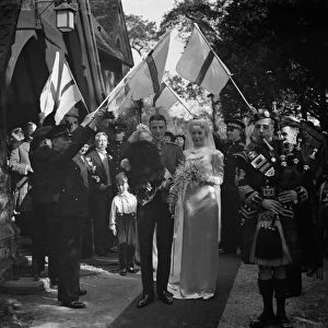 Captain Buchaman Dunlop and Miss R C Serjeant, Hextable. 1 April 1938