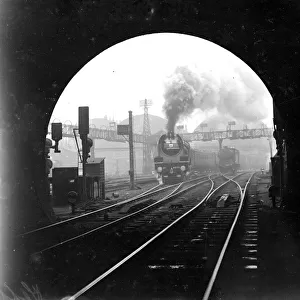Cock o the North approaching a tunnel 1934
