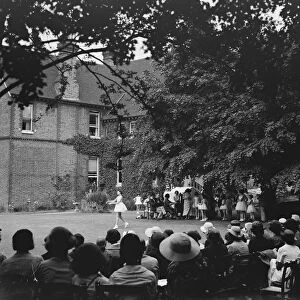 Dancing display at The Dene in Dartford, Kent. 1939