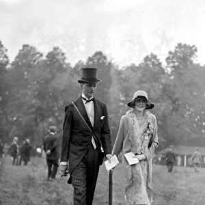 Derby Day at Epson. Lord Blandford and Mrs Euan Wallace. 1927