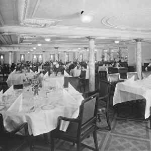 The dining saloon on the new White Star Liner Laurentic. 9 November 1927