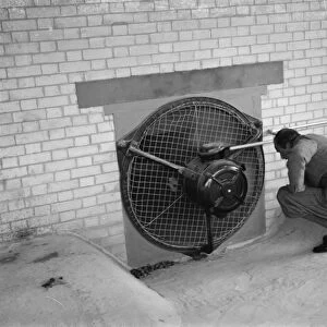 Drying fan in Goudhurst. 1937