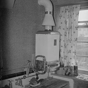 Geyser burst. N I H Ltd in Petts Wood. 12 April 1938