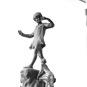 A gift from the children of England to the children of Belgium. A Peter Pan statue