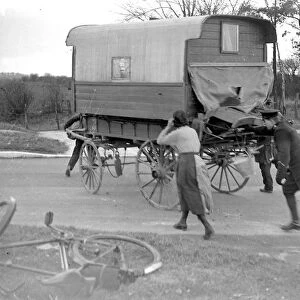 Gipsy Eviction (Chelsfield) caravan, family, policeman