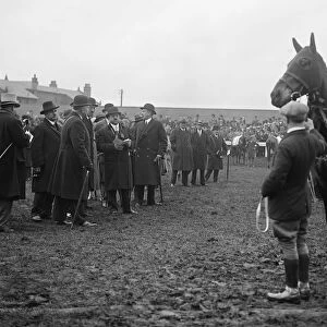 The Grand National at Aintree. In the paddock. 1928