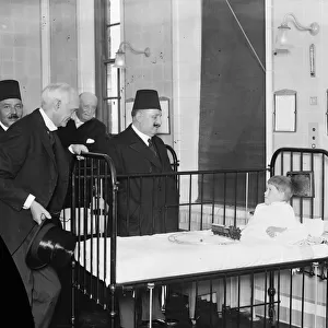 King Fuad at the Royal Free Hospital. King Fuad chatting with Jack Baker, aged