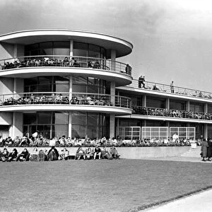De La Warr Pavilion, Bexhill On Sea, Sussex. 1935