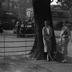 Ladies Autumn Foursome golf at Ranelagh. Mrs As Mathews and Mrs Geoffrey Toye 1932