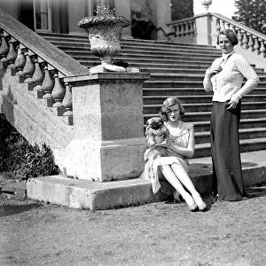 Lady Dufferin and Miss K Dunn at Foots Cray Place, Kent. 1934