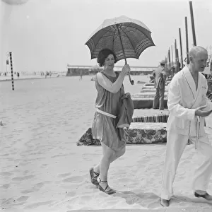 On the Lido Miss Iris Ford and Count Maurice De Bosdari 25 August 1926