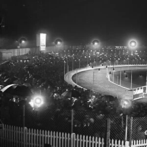 Londons new greyhound racing track opens at Harringay. A general view of the