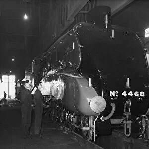 The Mallard, the fastest train in the world, at Nine Elms astation