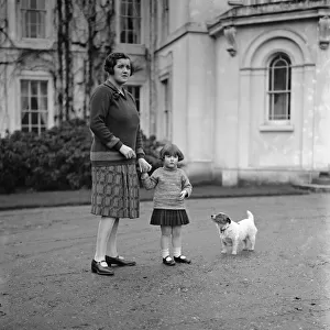 Meet of the Garth at Warfield Hall, near Bracknell, Mrs Charles Shard and her daughter