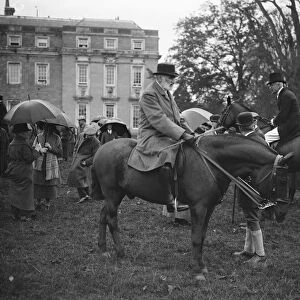 Meet of Leconfield Hounds at Petworth House, Sussex. The Hon Edward Lascelles