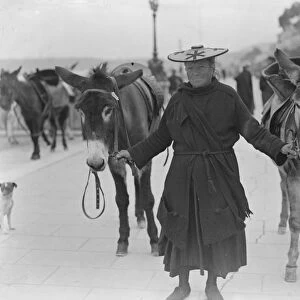 Menton The donkey woman March 1925