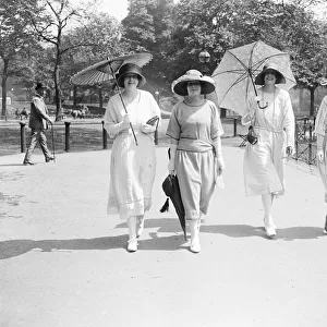 Miss Lawson, Miss Hay, Hon Mrs John Fullerton and Miss Victoria Lloyd 22 May 1922