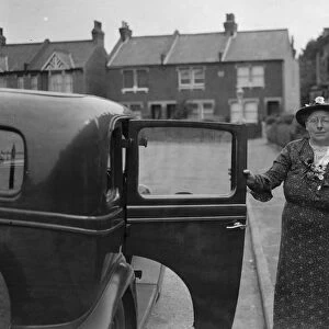 Mrs Andrew, Sidcup. 1937