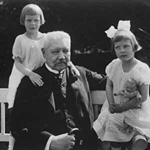 A new photograph of President Hindenburg with his two granddaughters. 1 December 1928