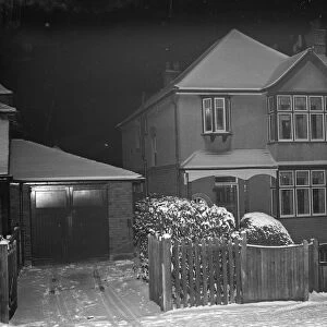 Nr 3 on Birchwood Avenue, Sidcup, Kent, covered in snow. December 1938