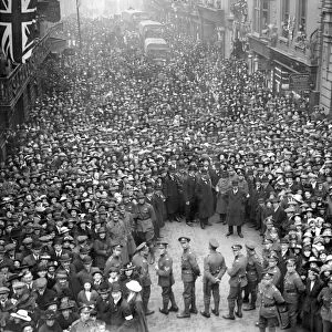 Royal Visit to Lincoln. Photo Shows: The crowds. 9 April 1918