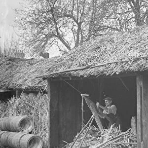 Rural farmers build in Paddock Wood. 1936