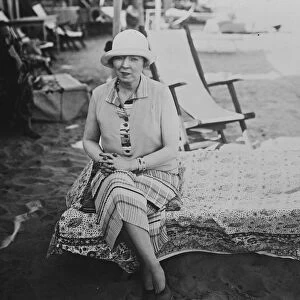 Society at Lido, Venice. Lady Cunard on the famous sands. 7 September 1925