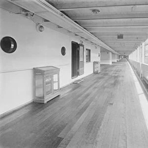 SS Paris The Promenade Deck 30 May 1922