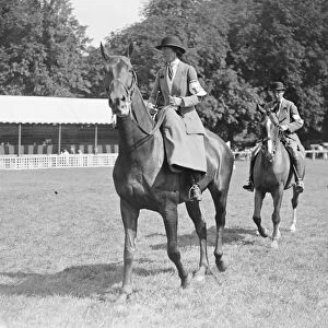 Tring agricultural show. Mrs Vivian Williams on Langford. 1922