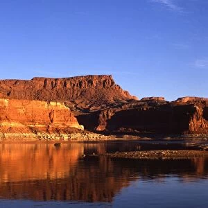 USA - Utah - Arizona - Lake Powell - ?TopFoto / CW