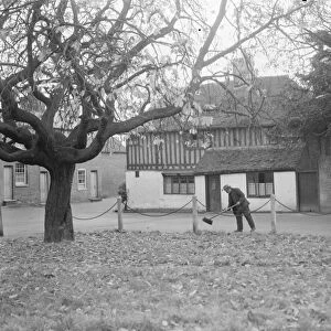 The village of Wickhambreaux near Canterbury, Kent. 1938