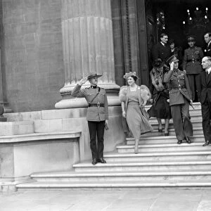 War, 1939. The King and Queen leaving after their visit to Canada House. 18 September
