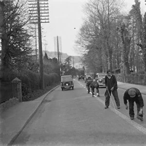 White lines for the narrow Hastings Road. 1937