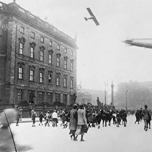 Z R 3 Over Berlin 29 September 1924