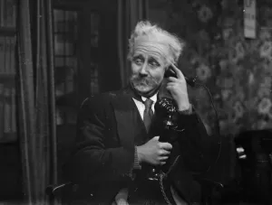 An actor of the the Orpington Dramatic Society in rehearsals. 1936 An actor of the the Orpington Dramatic Society in rehearsals. 1936