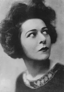 Actress Who Craves Applause Why Alla Nazimova has given up film acting Alla Nazimova Actress Who Craves Applause Why Alla Nazimova has given up film acting Alla Nazimova