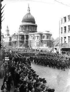 American troops in ceremonial march through London. For the first time since 1917 American troops in ceremonial march through London. For the first time since 1917