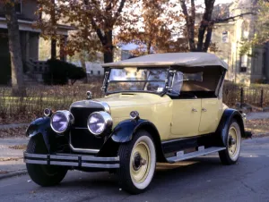 One of Americas great quality cars was the Cunningham V8. This is a 1926 V6 Sport One of Americas great quality cars was the Cunningham V8. This is a 1926 V6 Sport