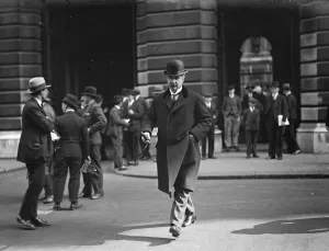 Cabinet meeting at No 10, Downing Street. Lord Peel arriving. 3 June 1929 Cabinet meeting at No 10, Downing Street. Lord Peel arriving. 3 June 1929