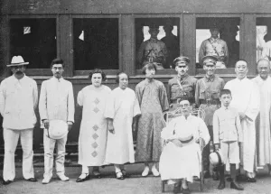 The crisis in China. An interesting picture showing the train which carried Commander The crisis in China. An interesting picture showing the train which carried Commander