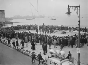 The general view of the opening of the Erith riversite view. 2 October 1937 The general view of the opening of the Erith riversite view. 2 October 1937